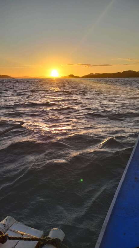 3DAYS AND 2NIGHTS SNORKEL ISLANDS HOPPING EXPEDITION - Day one: leave town behind and settle into boat life