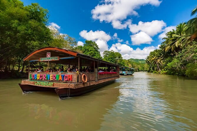 8-Day Private Cebu and Bohol Tour in the Philippines - Day 2: Flying from Manila to Cebu City