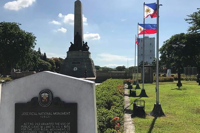 A private Historical Intramuros & highlights in Manila - Rizal Park and the national story