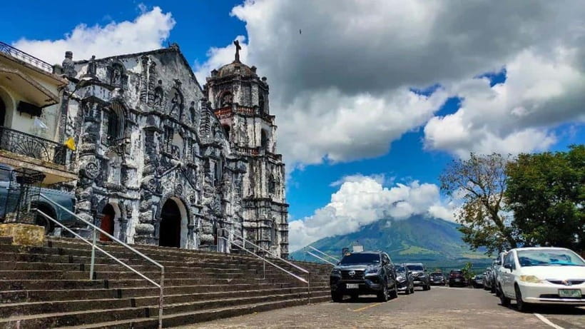 Albay Bicol Full Day Join-In-Tour by ZCHEDULISTA - Daraga Church and the view across Legazpi