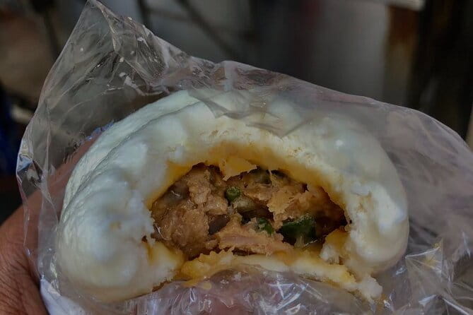 Authentic Manila Chinatown Food Tour Exploration - Chinese-Filipino Food Traditions On The Walk