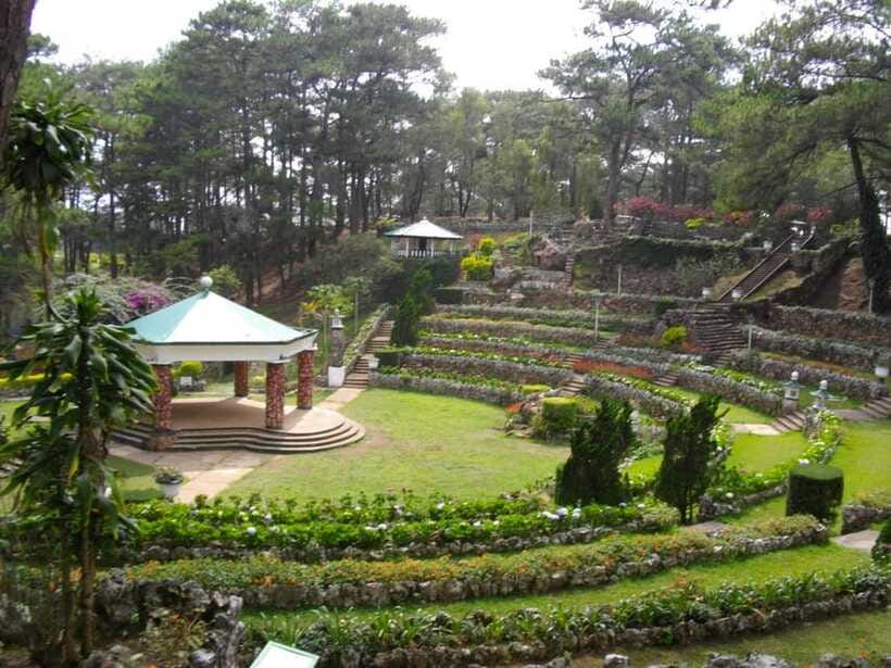 Baguio City Tour - Ibays Silver Craft and the local shopping angle