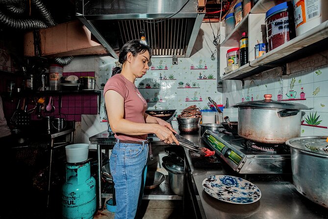 Binondo Bites Manila Food Tour with 15+ Tastings - What 15-plus tastings really means