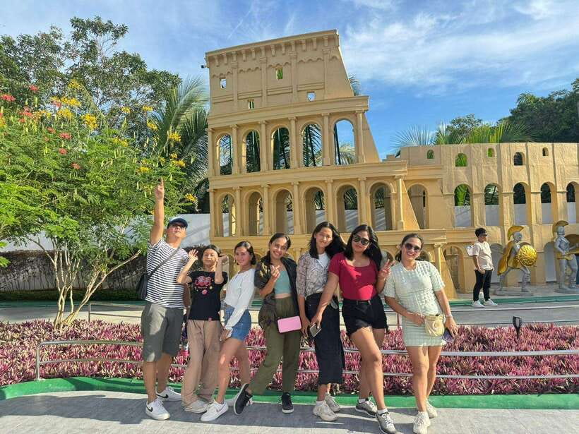 Bohol: Chocolate Hills, Loboc River Cruise, and Buffet Lunch - Is the $68 price fair for a full day?