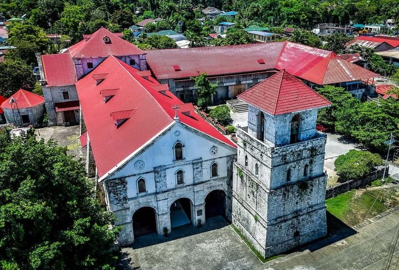 BOHOL: Chocolate Hills, Tarsiers and Loboc River Day Tour - Pickup from Panglao and the comfortable van ride