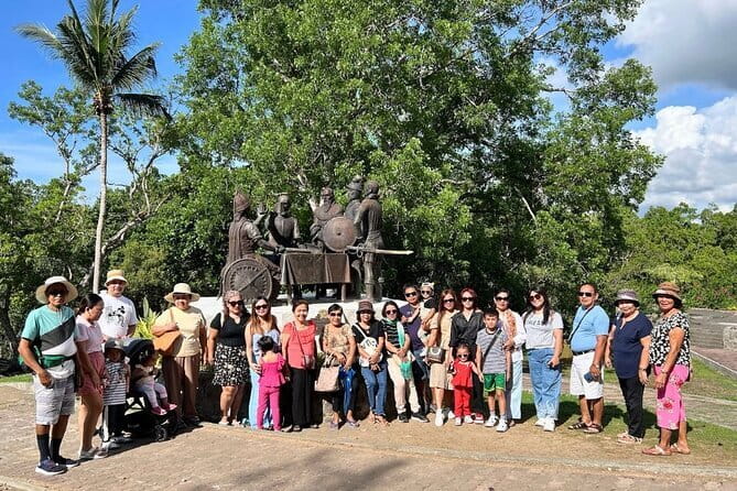 Bohol Chocolate Hills, Tarsiers & Loboc River Shared Tour - What this Bohol day tour is really like