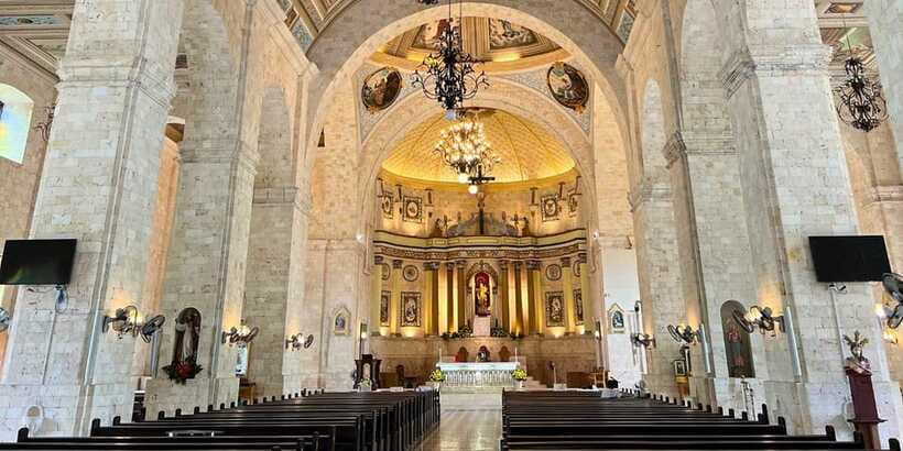 Bohol History & Culture Private Tour - A private van is the main comfort advantage