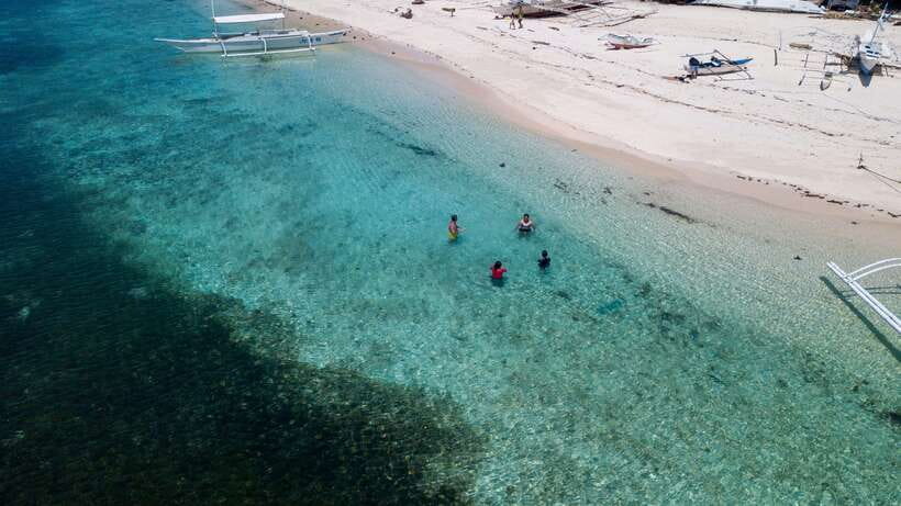 Bohol: Pamilacan Island Dolphin/Turtle Watching Tour & Lunch - A homemade Filipino lunch at Shirley’s Cottages