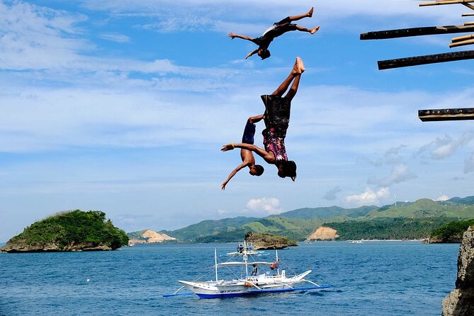Boracay Cliff Jumping & Snorkeling Experience (Private) - Magic Island and five ways to jump