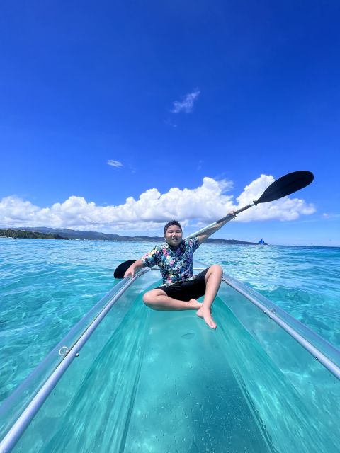 Boracay - Crystal Kayak phot-op Experience - Meeting Mstar Tours without losing your time