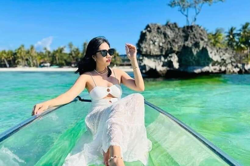 Boracay: Crystal Kayak Photo-op Experience - Simple ways to get better pictures