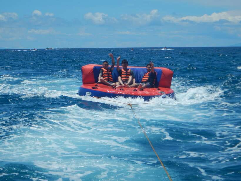 Boracay: Flying Donut Water Tubing Experience - Photos and the Boracay shoreline afterward