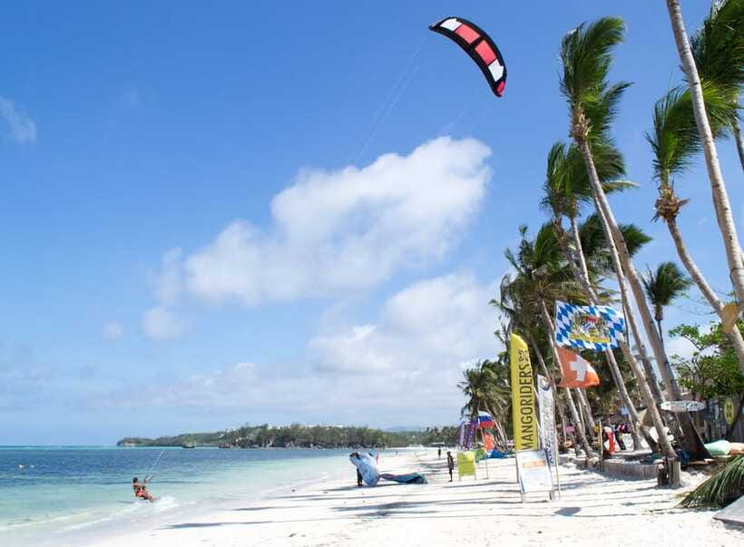 Boracay: Flying Donut Water Tubing Experience - Is $14 good value for 15 minutes?