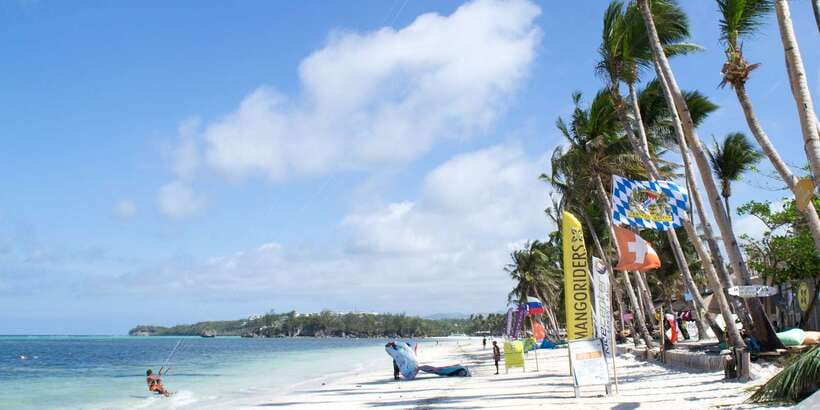 Boracay: Inflatable Banana or Dragon Boat Ride - Price, fees, and what the package covers