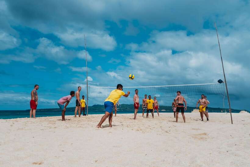 Boracay: Island Hopping & Cliff Jumping by Haqqy Life - Key things to know before you book