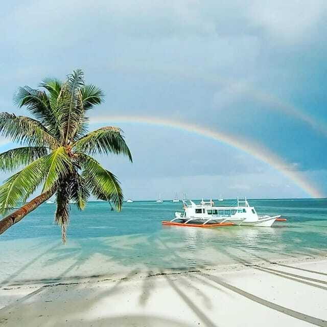 Boracay: Island Hopping | Pick-up at the Hotel - Snorkeling near Crocodile Island or Ilig-iligan