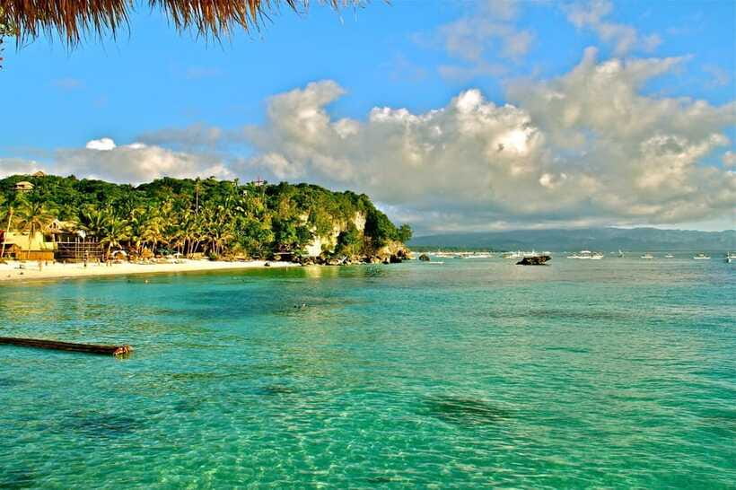 Boracay: Island Hopping | Pick-up at the Hotel - The BBQ lunch keeps the boat day simple