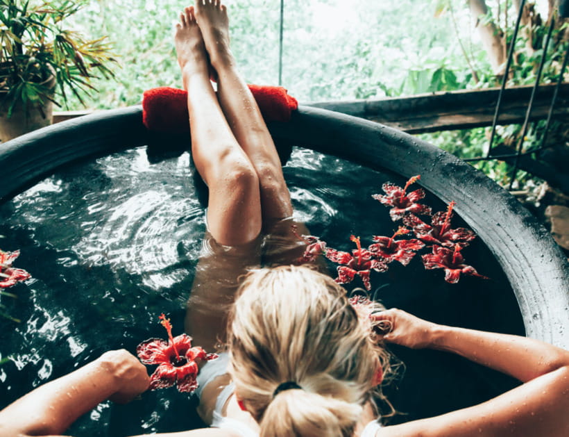 Boracay: Island Hopping with Lunch and Hot Kawa Bath - Meeting at Station 1 or Station 3