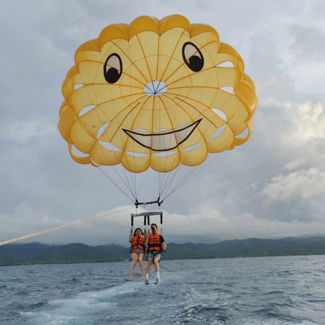 Boracay: Island Hopping with Lunch and Parasailing - Starting at Plato D’ Boracay near Station 1