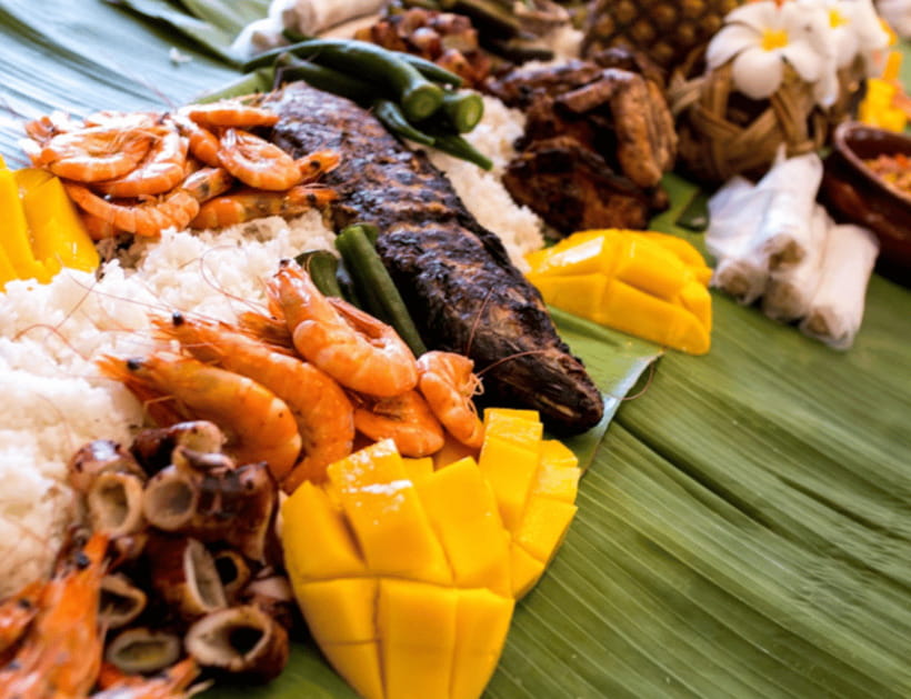 Boracay: Island Hopping with Lunch, Helmet Diving & ATV - Magic Island: one hour, with an optional fee