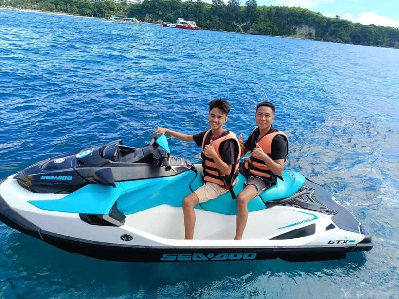 Boracay Jet Ski Adventure 30 minutes - Starting at Astoria Station 1