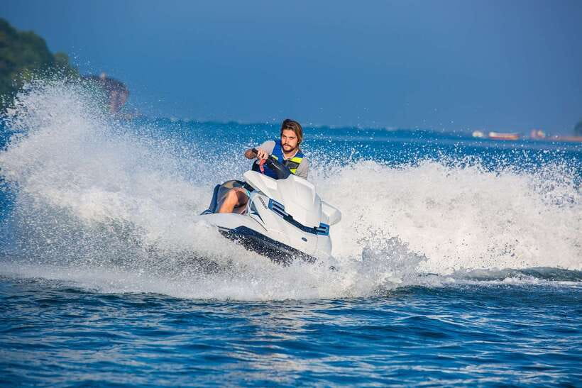 Boracay: Jet Ski Experience - Thirty minutes or one hour on the jet ski