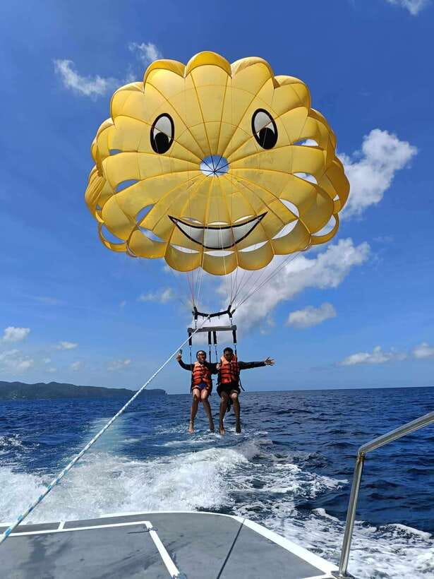 Boracay Parasailing - Key points to know before you book