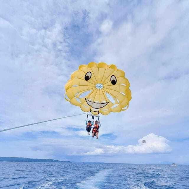 Boracay: Parasailing Adventure with Insta 360-Degree Camera - Five Minutes by Speedboat to the Launch Area