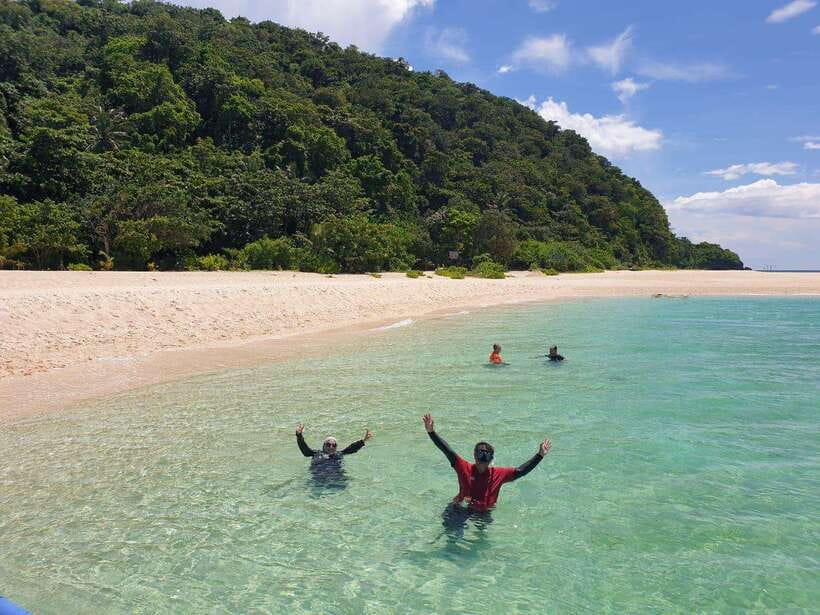 Boracay: Private Island Hopping & Snorkeling Tour - Key points to know before booking