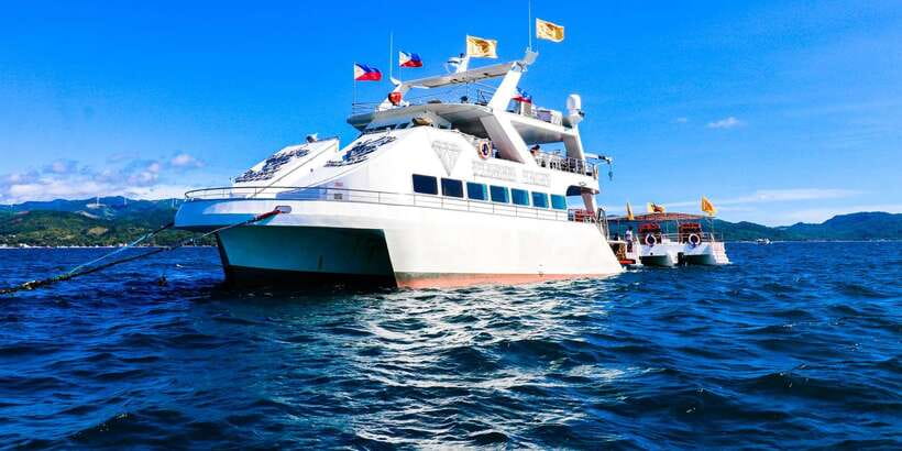 Boracay: Scenic Sunset Cruise with Live Music - Snorkeling for 30 minutes, with one extra fee