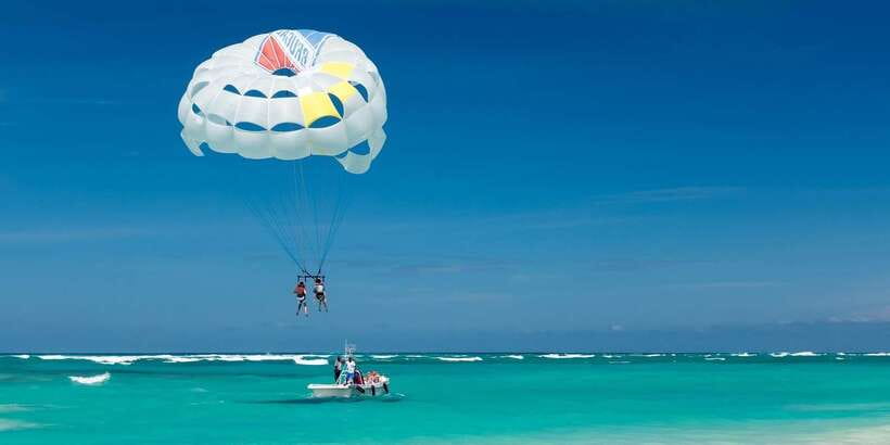 Boracay: Solo or Tandem Parasailing Experience - Solo or tandem: choosing the right flight