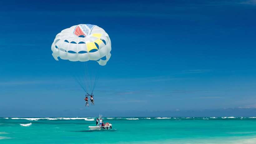 Boracay: Solo or Tandem Parasailing Experience - Who will enjoy this Boracay flight?