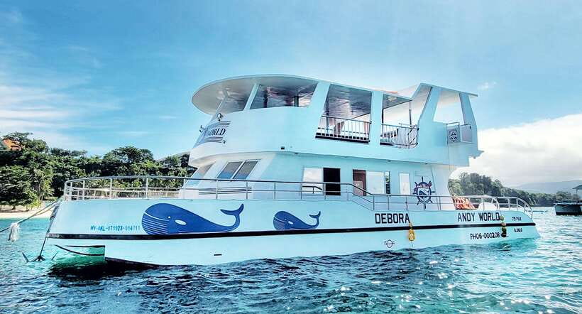Boracay: Ultimate Party Cruise aboard the Andy World Yacht - Music, dancing, and the changing party mood