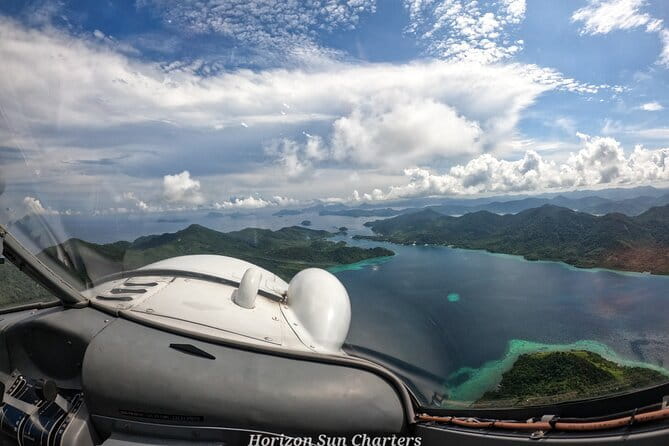 Busuanga Scenic Seaplane Flight 30 Minutes - Why this Busuanga flight feels different