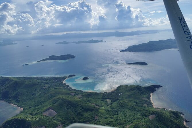 Busuanga Scenic Seaplane Flight 30 Minutes - The water runway and the flight itself