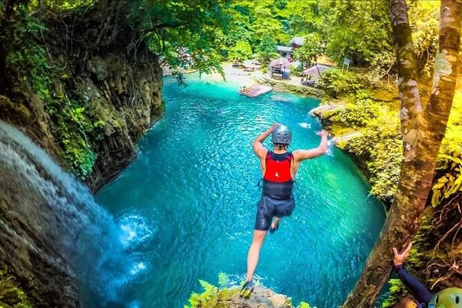 Canyoneering Cebu in Kawasan falls + meals + Cebu transfer option - Arriving at Matutinao River