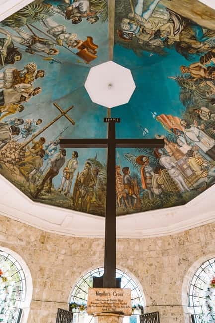 CEBU: Cebu City Heritage and Uphill Guided Tour - Temple of Leah: grand scale and city views
