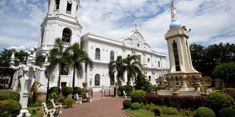 Cebu City: Half-Day Tour with Shopping - Fort San Pedro and the first Spanish settlement