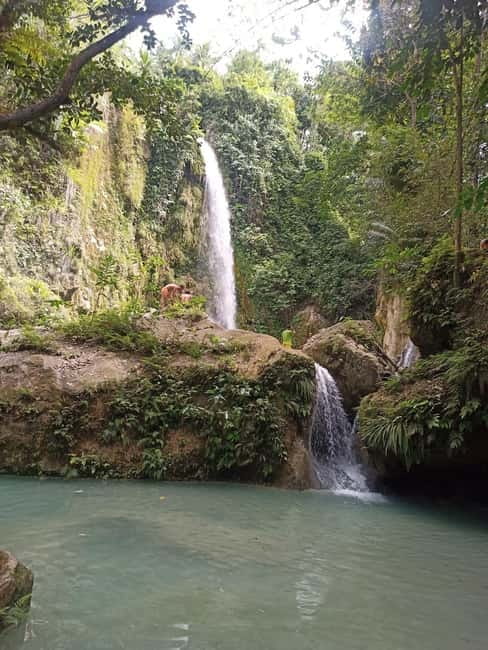 Cebu: Dao, Inambakan, Kawasan and Mantayupan Waterfalls Trip - Inambakan Falls in Ginatilan: a compact natural escape