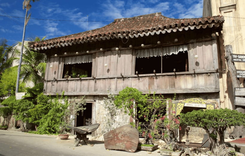 Cebu & Lapu-Lapu City Tour With Lunch at House of Lechon - Taoist Temple and the value of a broader view