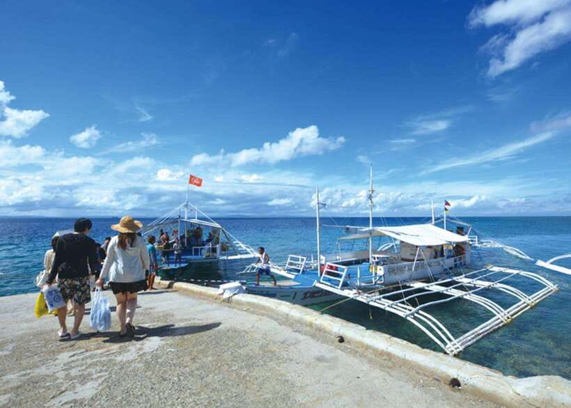 Cebu: Mactan Island Hopping Boat Tour with Lunch - What to pack for six hours around the islands