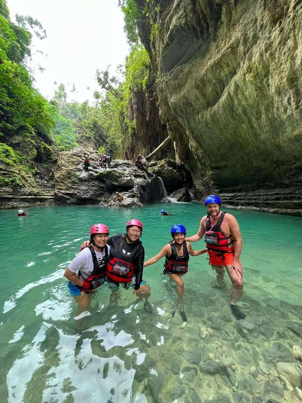 Cebu: Oslob Whaleshark Experience & Canyoneering Adventure - Lunch above the second level of Kawasan Falls
