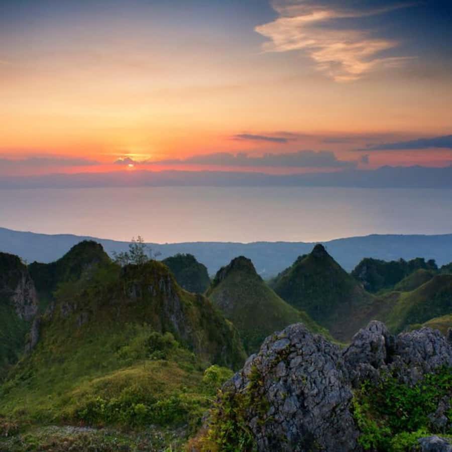 Cebu: Osmeña Peak and Kawasan Canyoneering Day Tour - A 4:00 AM start sets the tone