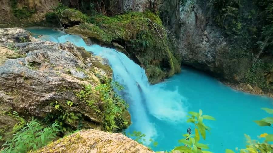 Cebu: Osmeña Peak and Kawasan Canyoneering Day Tour - Osmeña Peak is short, scenic, and not quite a stroll