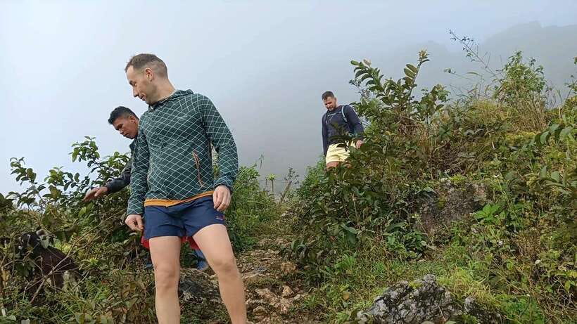 Cebu: Osmena Peak Hike & Kawasan Canyoneering - The 3:30 AM pickup and long ride south