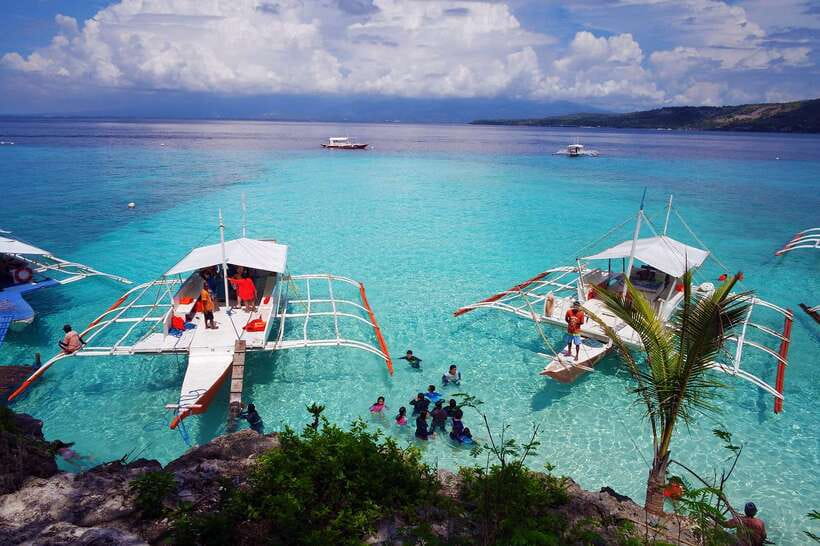 Cebu: Private Sumilon Island & Optional Whale Shark Swim - The Boat Ride to Sumilon Island