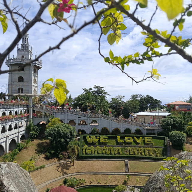Cebu: Simala Shrine Visit and Cebu City Tour - Carcar City and the food market stop