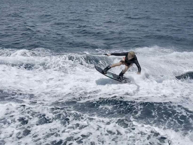 Cebu: Snorkeling + 3 Water Activity Tour - Arriving at Kontiki Marina