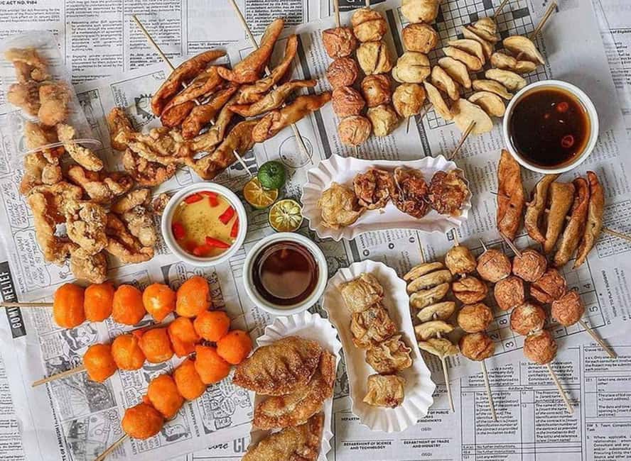 Cebu: Street Food Tour with Local Guide - Carbon Market: the most important stop for local atmosphere