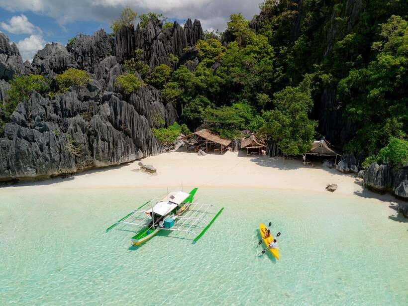 Coron 4D3N: Private Island Tours, Lunch & Transfers Included - Day 1: arrival, Mt. Tapyas, and Maquinit Hot Springs